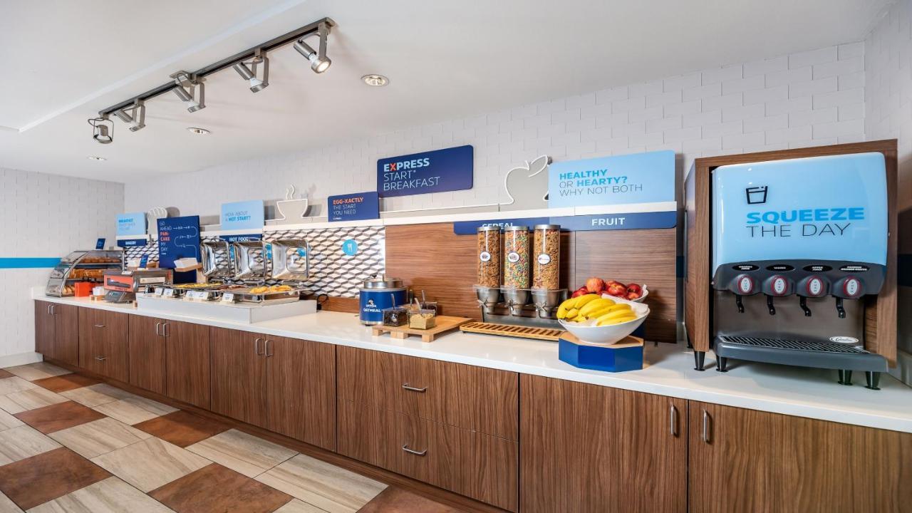 Holiday Inn Express Fremont - Milpitas Central By Ihg Exteriör bild